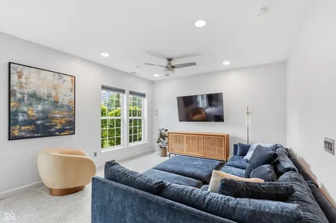 835 Ivy Lane Carmel IN 46032