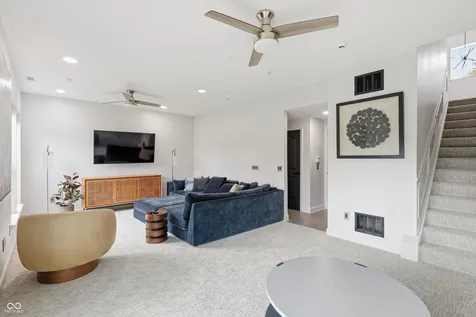 835 Ivy Lane Carmel IN 46032