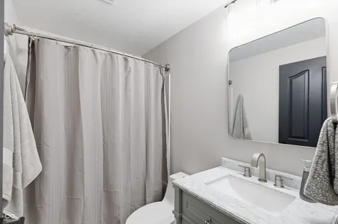 835 Ivy Lane Carmel IN 46032