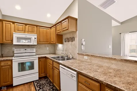 4239 Parma Court Indianapolis IN 46237