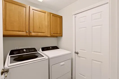 4239 Parma Court Indianapolis IN 46237