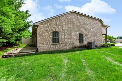 4239 Parma Court Indianapolis IN 46237