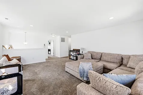 2814 Larkspur Drive Lebanon IN 46052