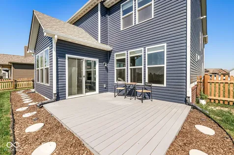 2814 Larkspur Drive Lebanon IN 46052