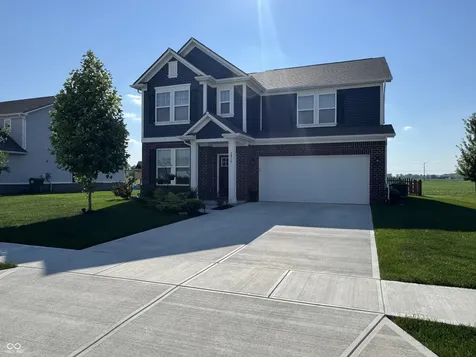 2814 Larkspur Drive Lebanon IN 46052