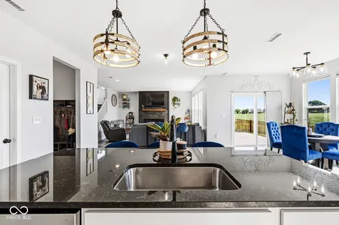 2814 Larkspur Drive Lebanon IN 46052