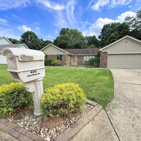 409 Hawthorn Drive Crawfordsville IN 47933