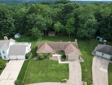 409 Hawthorn Drive Crawfordsville IN 47933