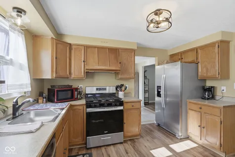 7429 Broadview Drive Indianapolis IN 46227