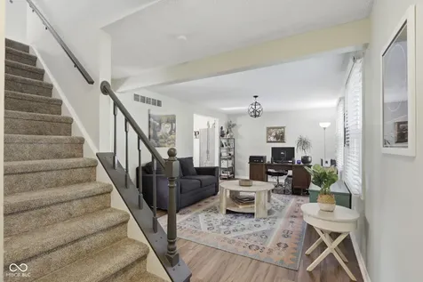 7429 Broadview Drive Indianapolis IN 46227