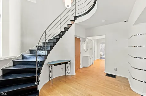 518 Buckingham Drive Indianapolis IN 46208