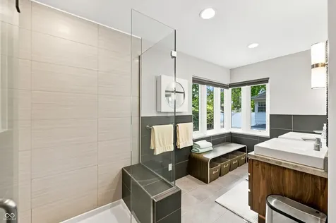 518 Buckingham Drive Indianapolis IN 46208