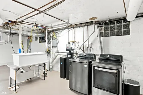 518 Buckingham Drive Indianapolis IN 46208