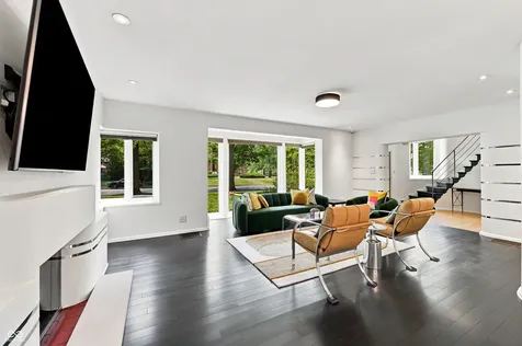 518 Buckingham Drive Indianapolis IN 46208