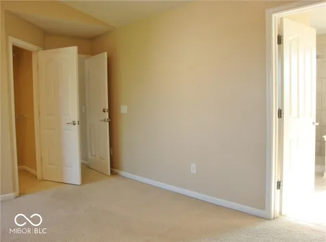 13032 Thames Drive Fishers IN 46037