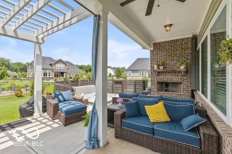 10732 Flat Fork Drive Fishers IN 46040