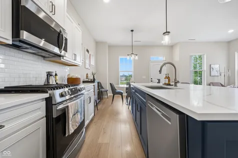 1135 Valentine Lane Carmel IN 46032