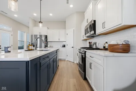 1135 Valentine Lane Carmel IN 46032