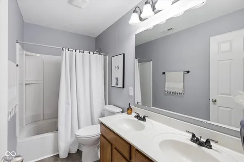 12322 Twyckenham Drive Fishers IN 46037
