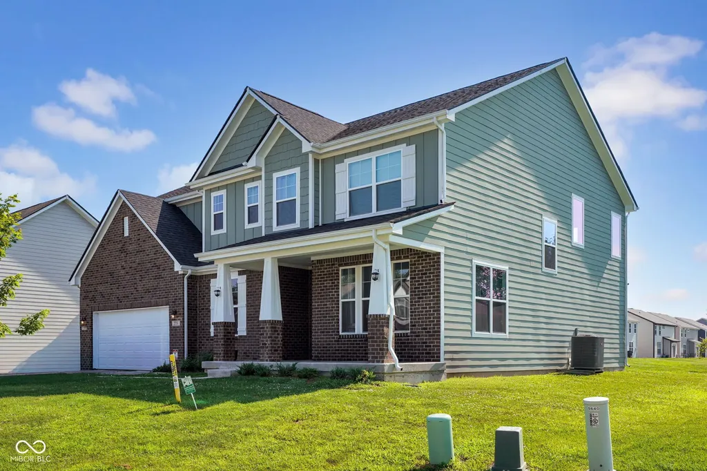 2731 Victory Drive Columbus IN 47203