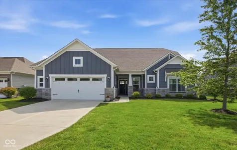 10421 Oxer Drive Fishers IN 46040