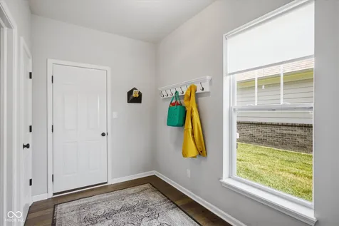 10421 Oxer Drive Fishers IN 46040