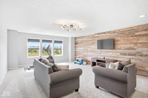 10421 Oxer Drive Fishers IN 46040