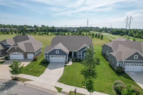 10421 Oxer Drive Fishers IN 46040