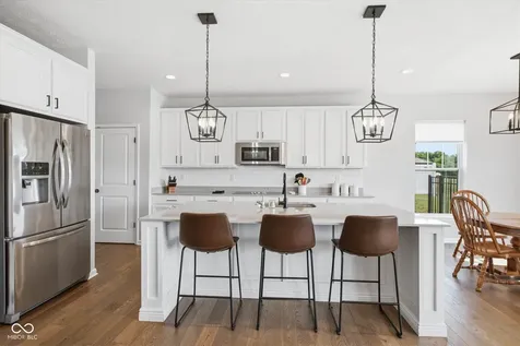 10421 Oxer Drive Fishers IN 46040
