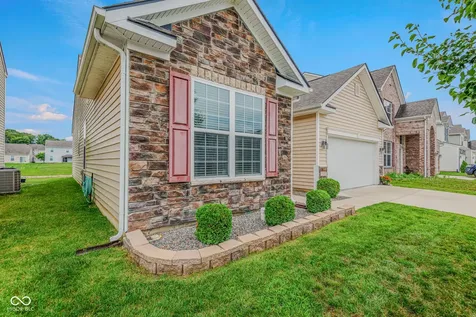 2417 Creekland Drive Columbus IN 47201