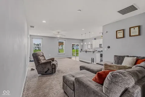 2417 Creekland Drive Columbus IN 47201