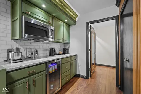 1419 Dominion Zionsville IN 46077