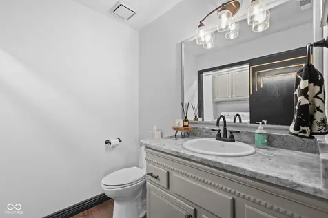 1419 Dominion Zionsville IN 46077