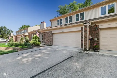 1419 Dominion Zionsville IN 46077