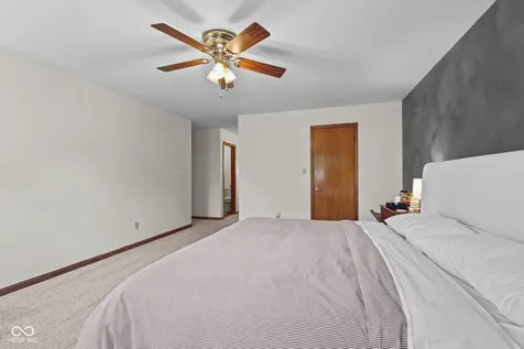 1419 Dominion Zionsville IN 46077