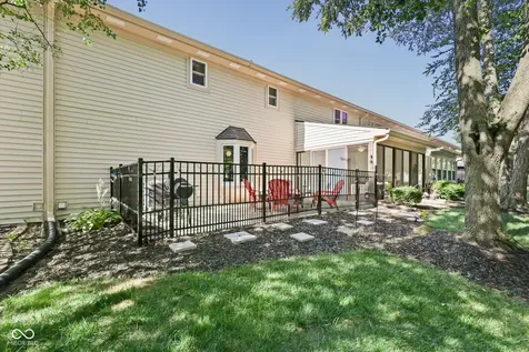 1419 Dominion Zionsville IN 46077