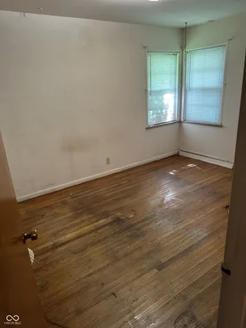 20 E Beechwood Indianapolis IN 46227