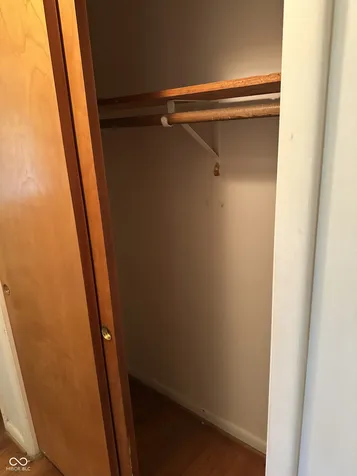 20 E Beechwood Indianapolis IN 46227