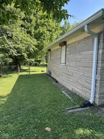 20 E Beechwood Indianapolis IN 46227