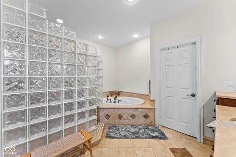256 Chase Court Seymour IN 47274