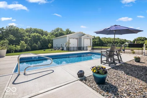 253 Brianne Lane Danville IN 46122