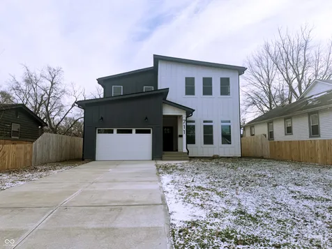 711 N Fenton Avenue Indianapolis IN 46219