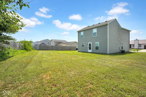 3344 Spring Valley Drive Columbus IN 47203