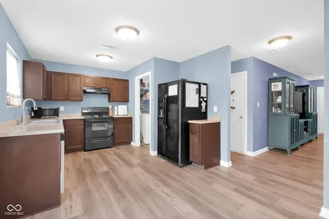 3344 Spring Valley Drive Columbus IN 47203