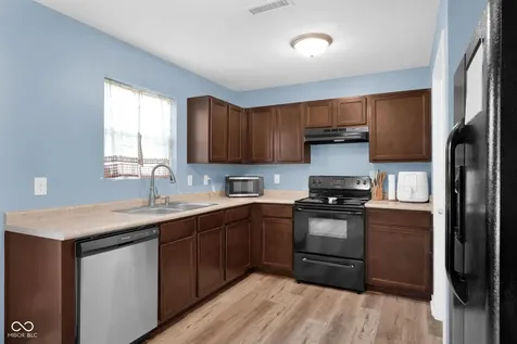 3344 Spring Valley Drive Columbus IN 47203
