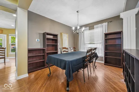 511 Georgetown Road Greenwood IN 46142