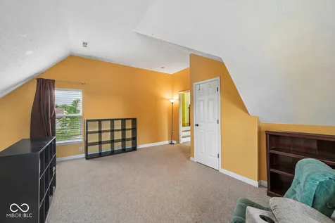 511 Georgetown Road Greenwood IN 46142