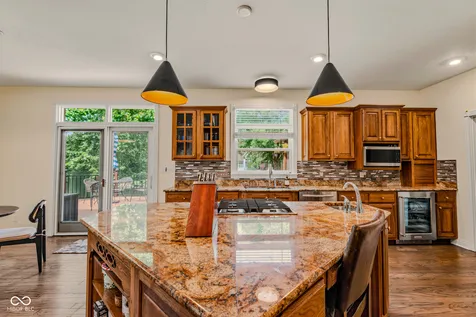 4695 Stonebridge Court Columbus IN 47201