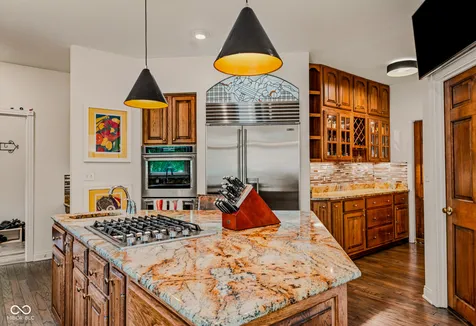 4695 Stonebridge Court Columbus IN 47201