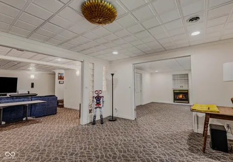 4695 Stonebridge Court Columbus IN 47201
